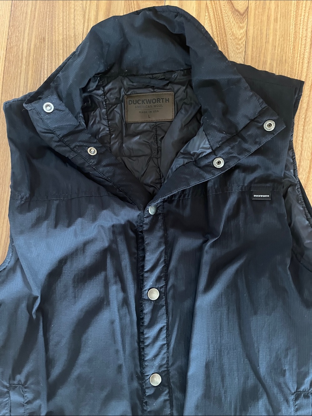 Duckworth black men’s vest size L